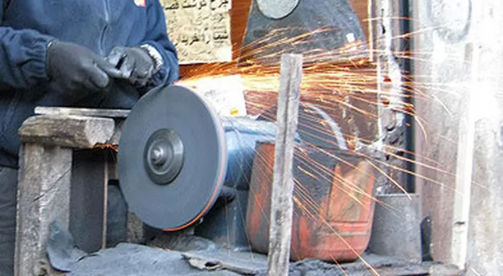 مشاغل مزاحم داد اسلامآبادیها را هم درآورد