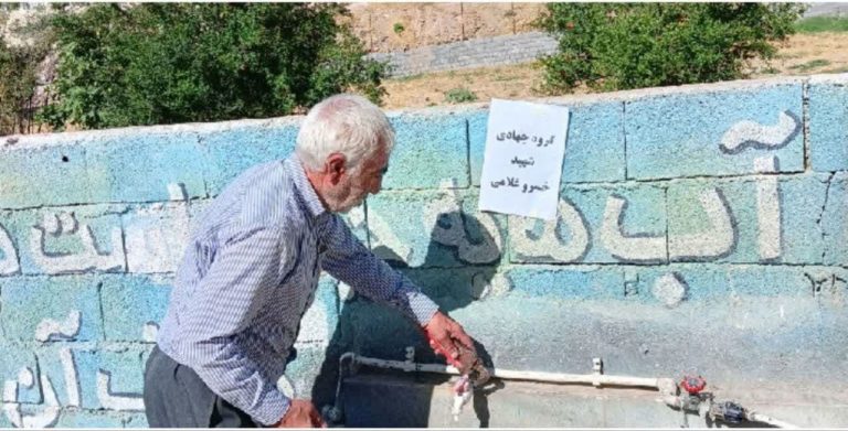 جهادگران دالاهوشیرآلات مدارس روستای ژالگه را تعمیر کردند