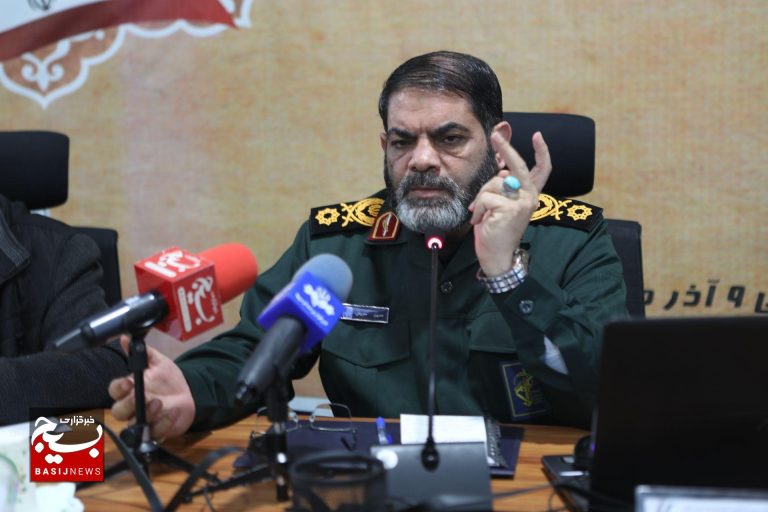 نگاه ما در حوزه کشاورزی باید نگاه اعتقادی و ملی باشد و نگاه سیاسی و حزبی در حوزهی این منافع ملی «سم» است