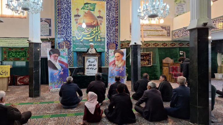 خون بر شمشیر پیروز است