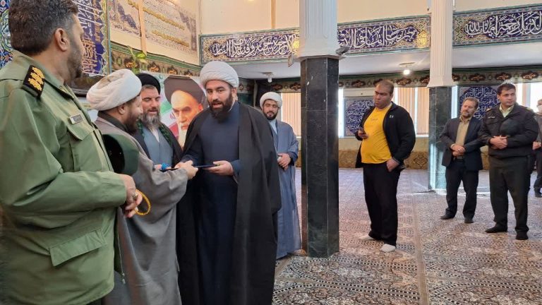 حجتالاسلام محمد مهدی آرمند به عنوان امام جمعه دالاهو معرفی شد