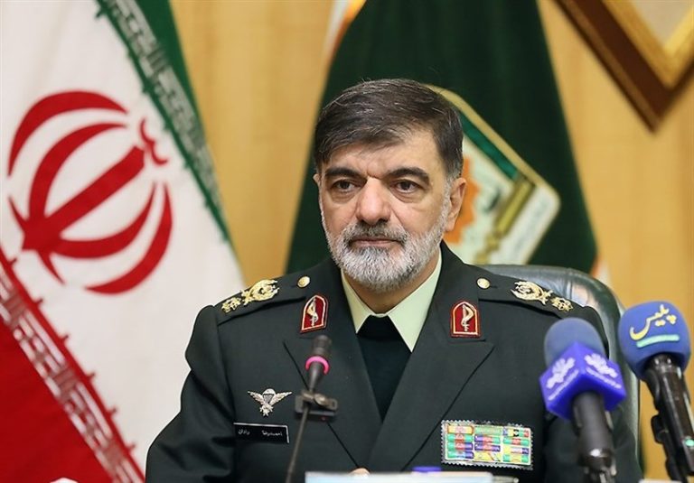 توصیه فرمانده فراجا به پرسنل/مانند شهدا زندگی کنید