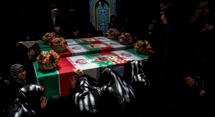 مادران شهدا پرچمداران روایت پایداری هستند