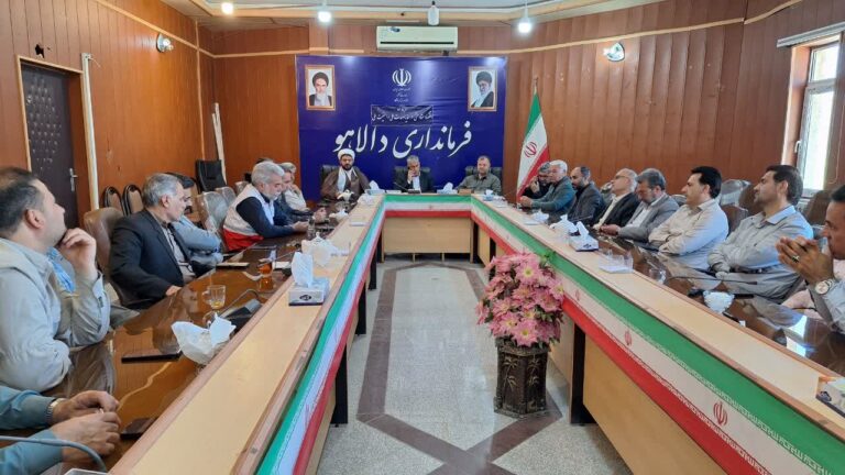 آیین گرامیداشت هفته عقیدتی سیاسی در دالاهو برگزار شد