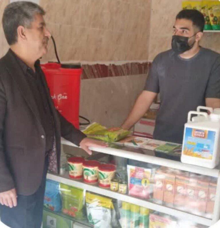 بازدید جهاد کشاورزی دالاهو از فروشندگیهای سموم شهر کرند